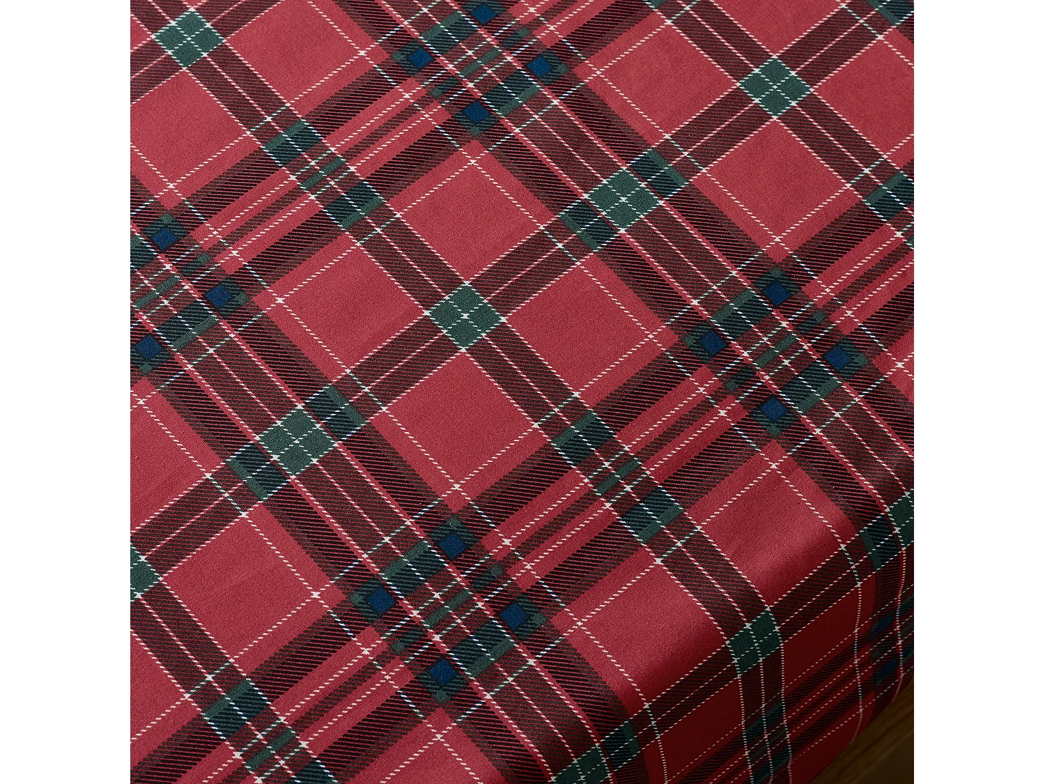 Catherine Lansfield Tartan Check Single Fitted Sheet Red