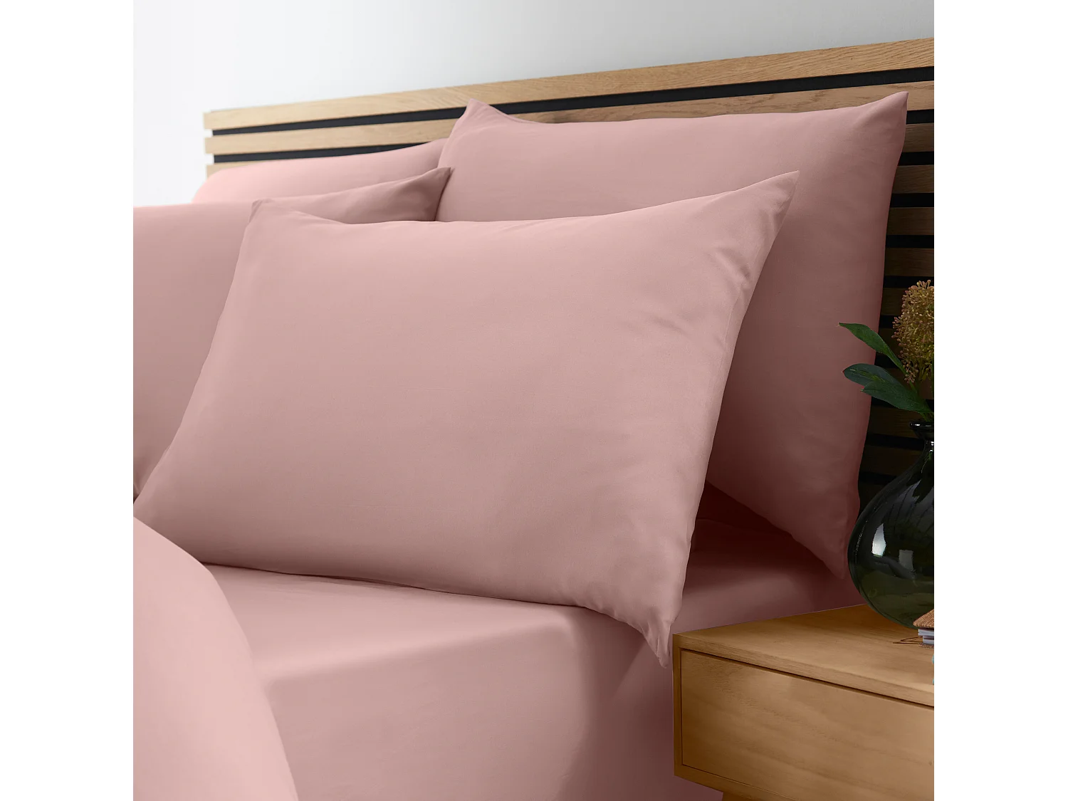Catherine Lansfield So Soft Non-Iron Single Fitted Sheet Blush Pink