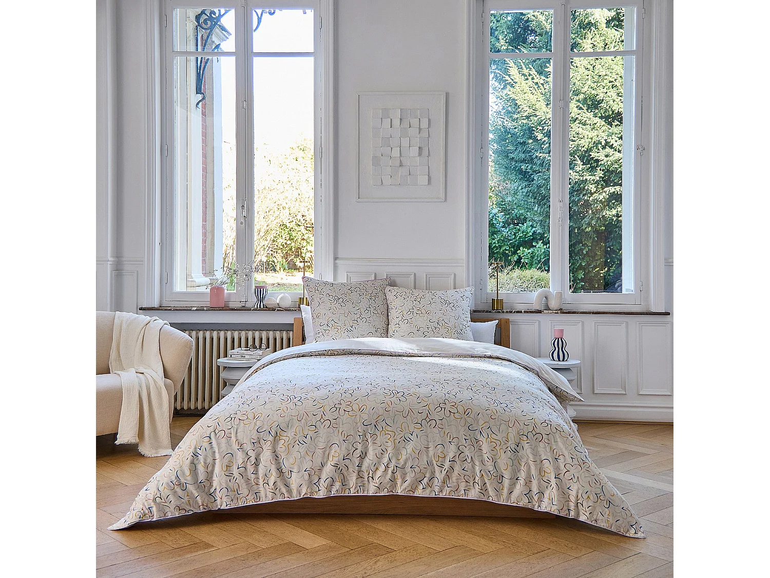 Habitat - Parure de lit en percale de coton bio - 240 x 220 cm - Motifs à fleurs - Design by Floriane Jacques - Albane