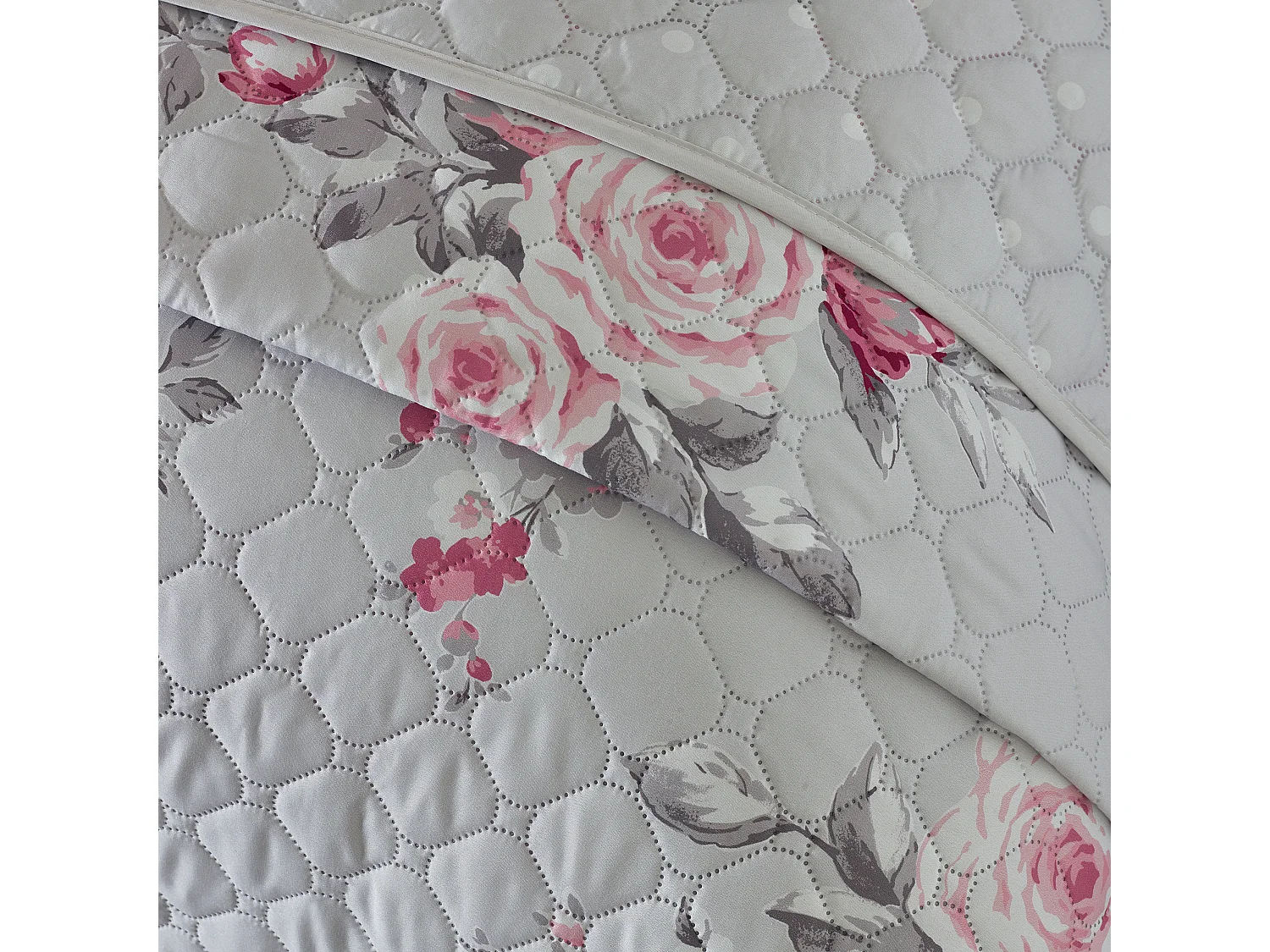 Catherine Lansfield Canterbury Floral Reversible Quilted 240x260cm Bedspread Grey
