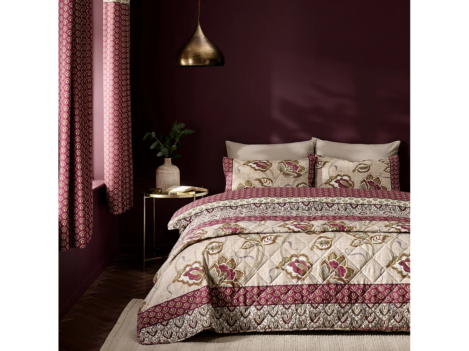 Catherine Lansfield Kashmir Paisley Floral Reversible Quilted 200x200cm Bedspread Natural