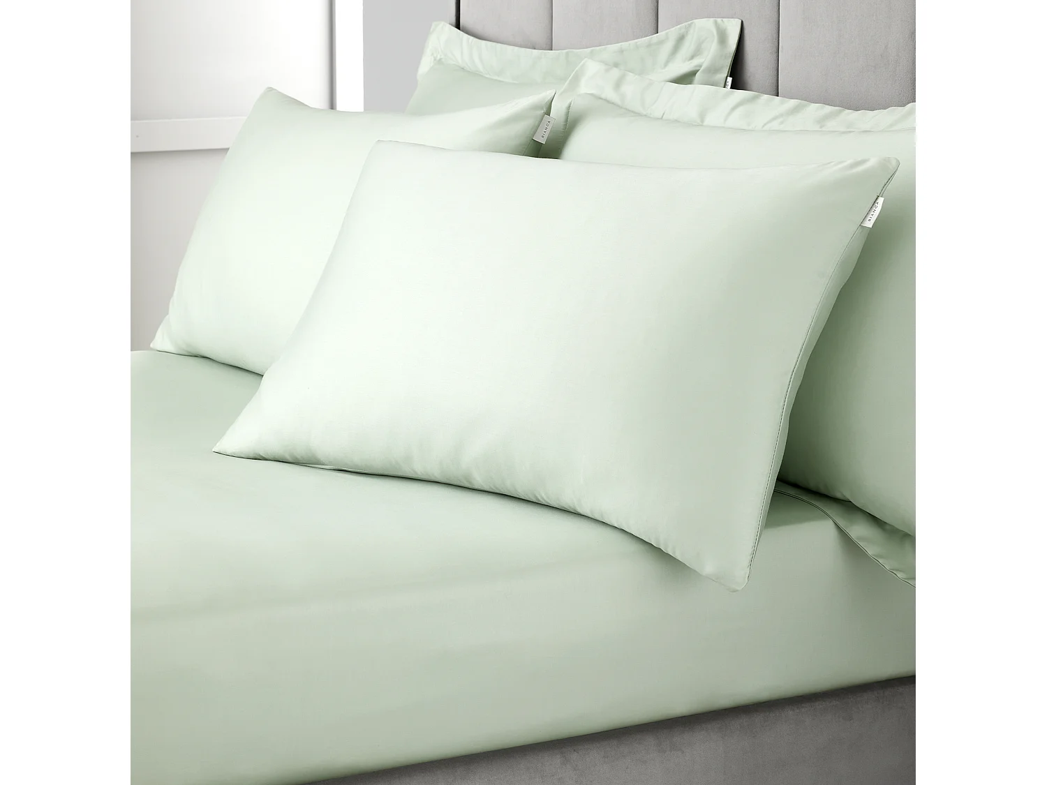 Bianca Fine Linens 400 Thread Count Cotton Sateen Standard Pillowcase Pair Green