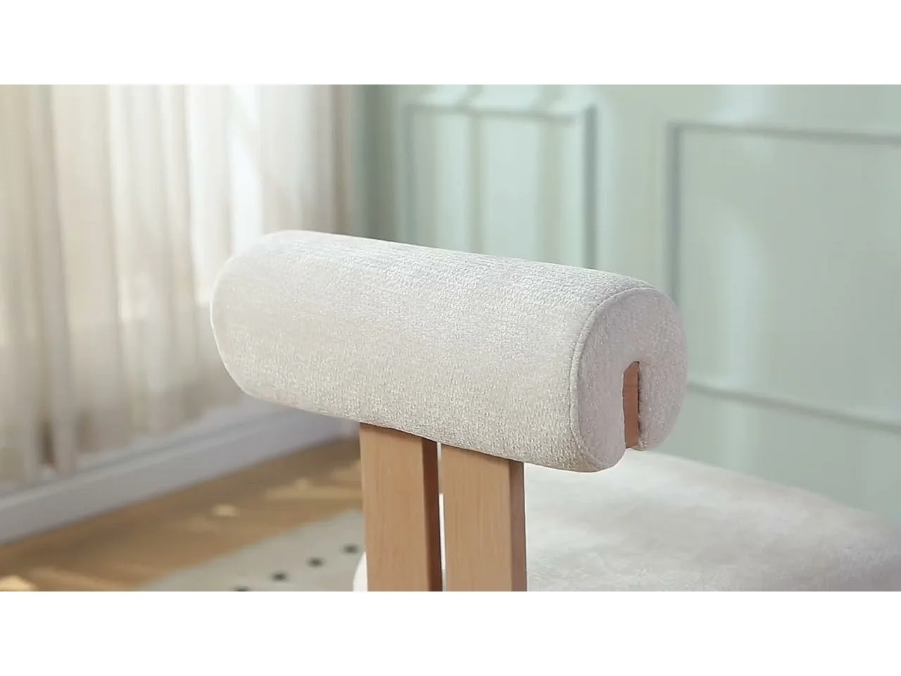 Lot de 4 chaises salle à manger - Tissu beige - Pieds effet bois chêne naturel clair - MAYA