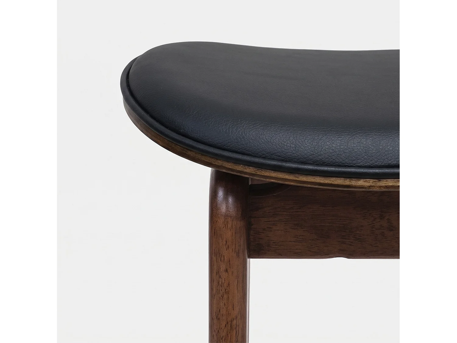 Lot de 2 tabourets pour îlot 65,5 cm en bois foncé et similicuir noir - Jude