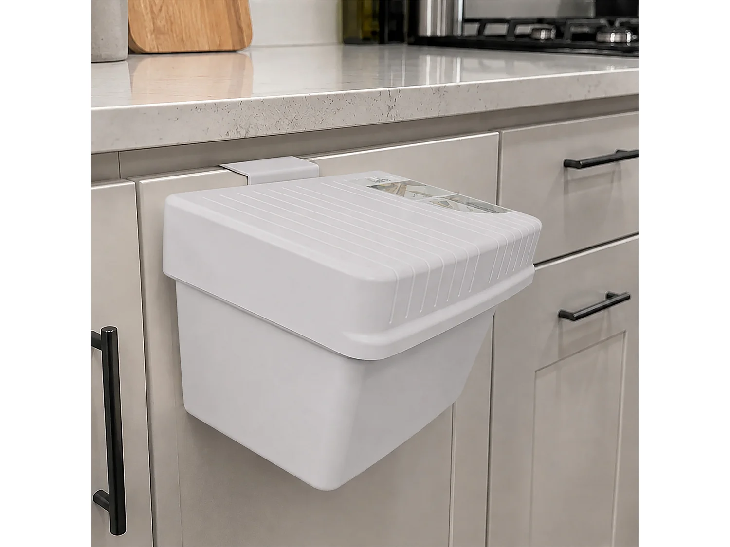 Poubelle de cuisine suspendue en plastique gris clair 21x17x14,5 cm