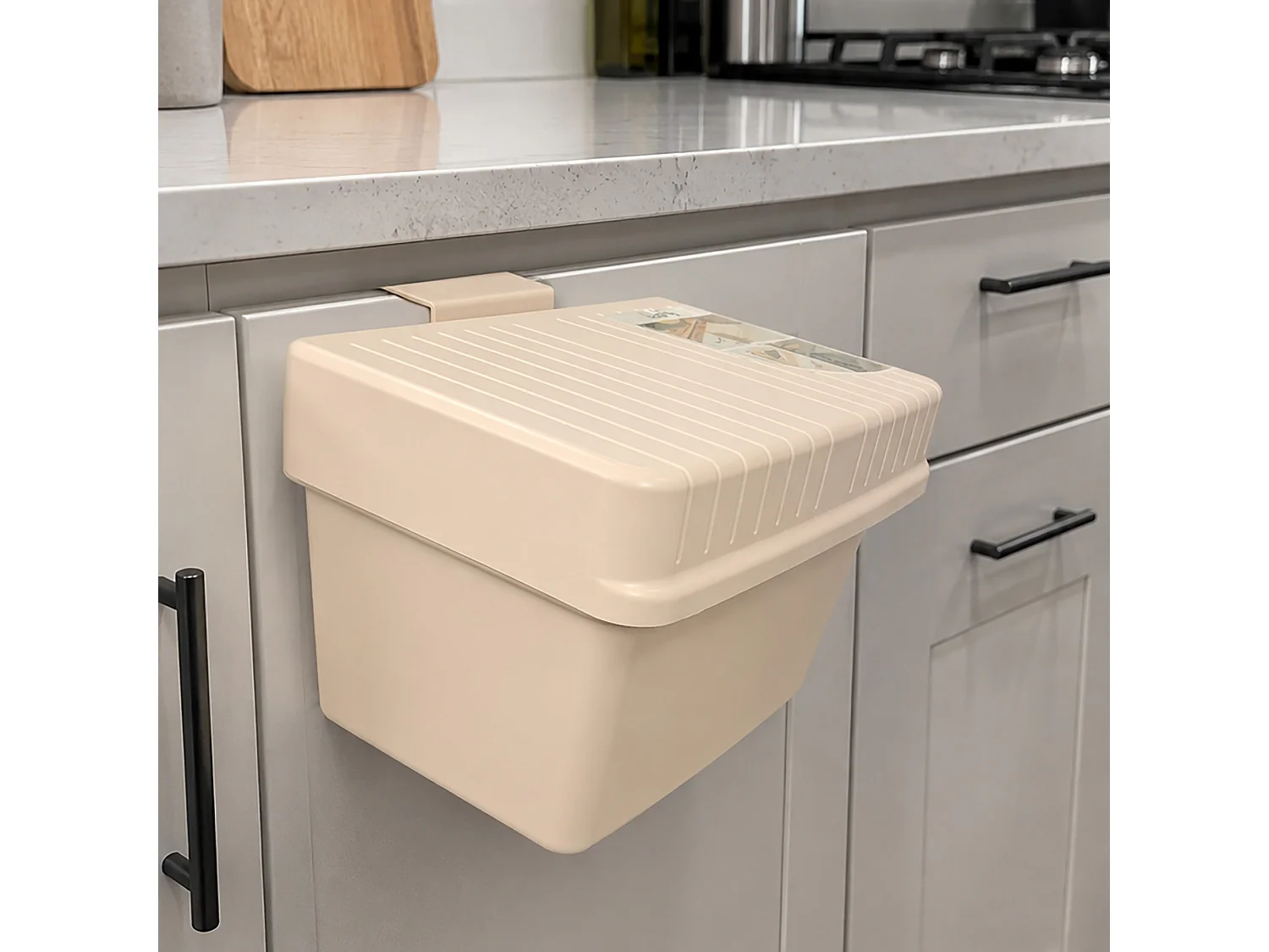 Poubelle de cuisine suspendue pour épluchures plastique beige 21x17x14,5 cm