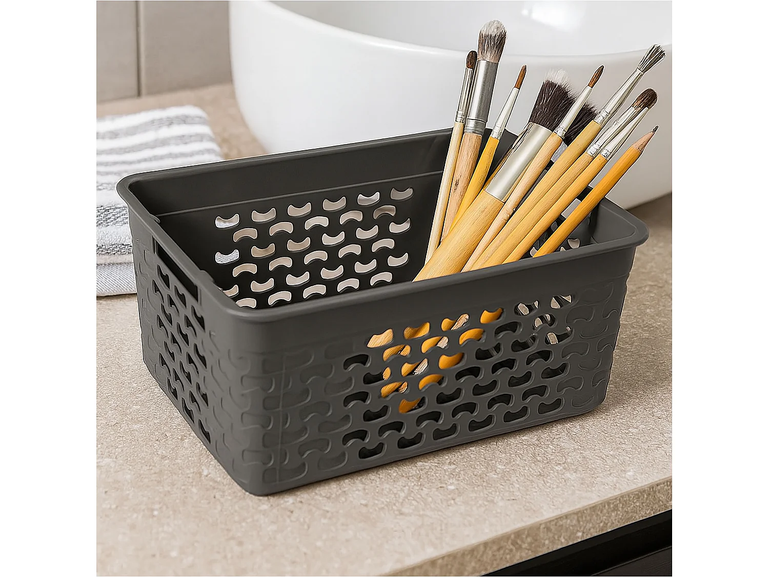 Panier ajouré de rangement en plastique gris 33x25,2x14,9 cm