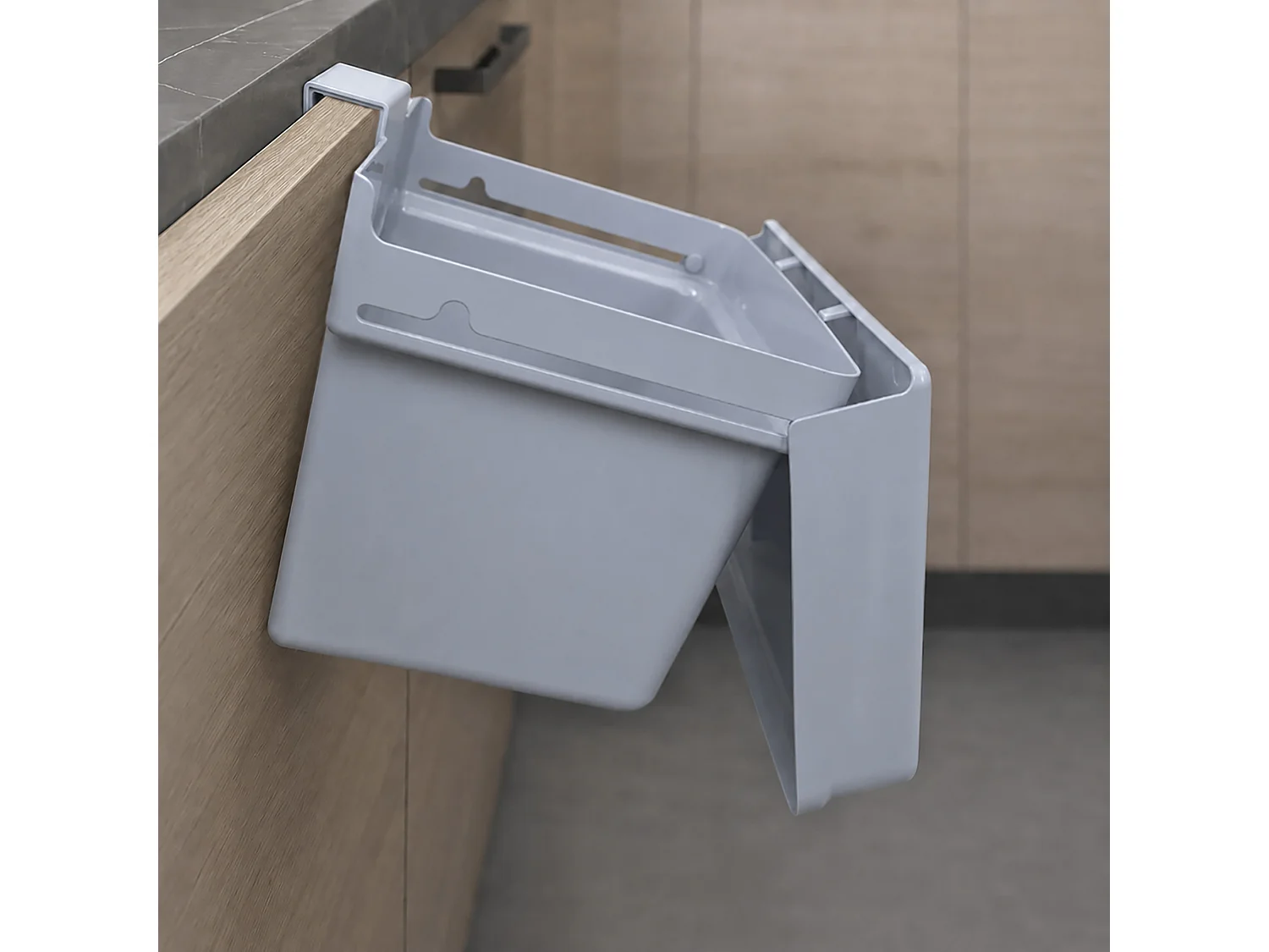 Poubelle de cuisine suspendue pour épluchures en plastique gris 21x17x14,5 cm