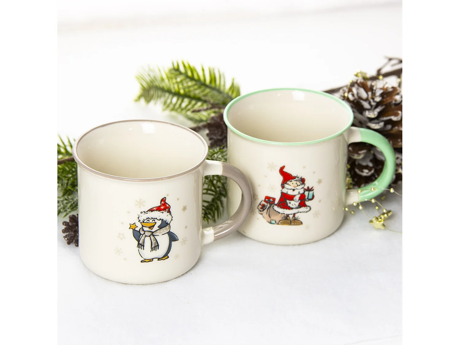 Set 2 tazze natalizie con Babbo Natale e pinguino in porcellana bianca 320 ml