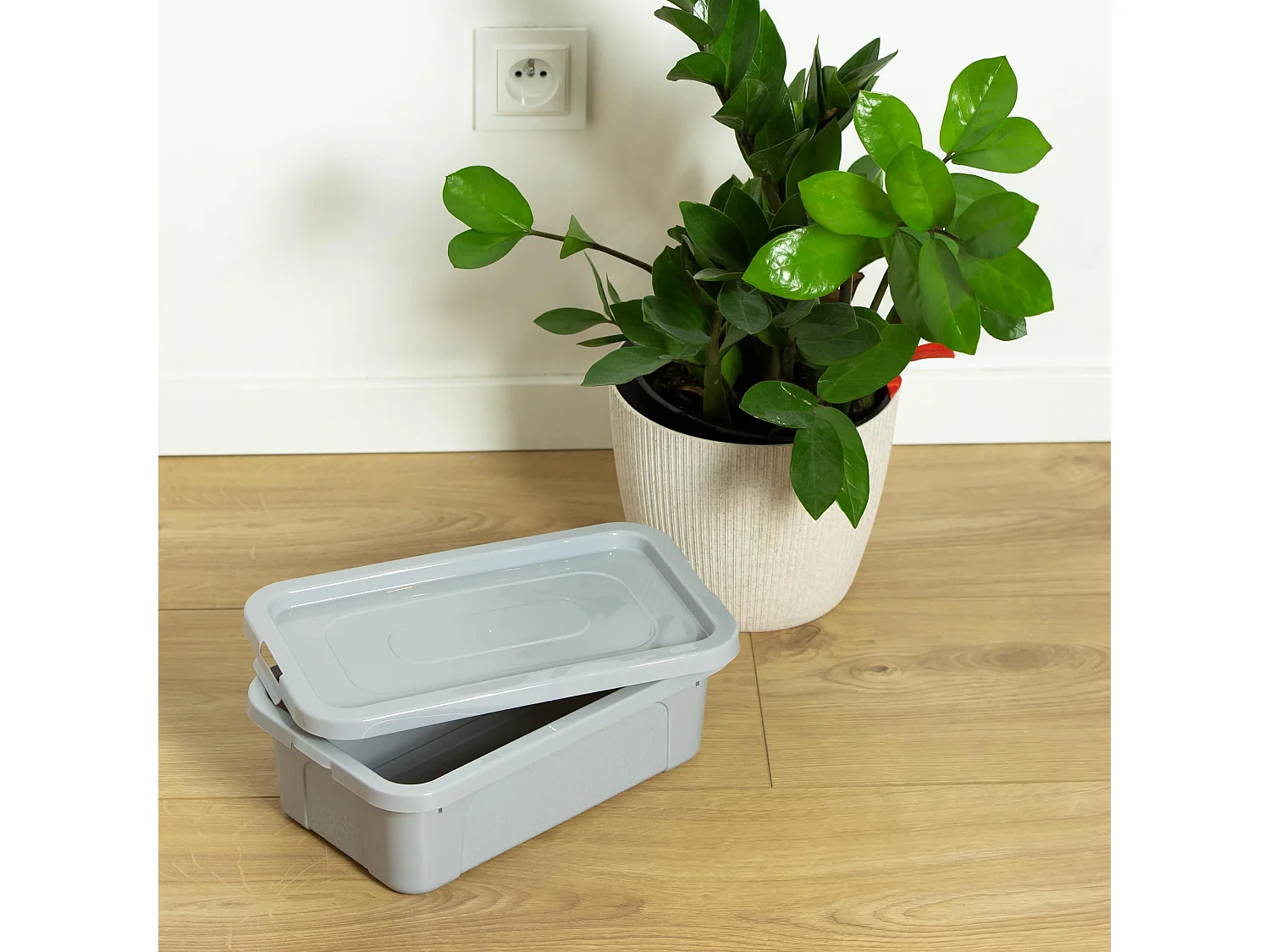 Boîte de rangement en plastique avec couvercle MultiBox, 4,5 L, grise, 33x20x10 cm