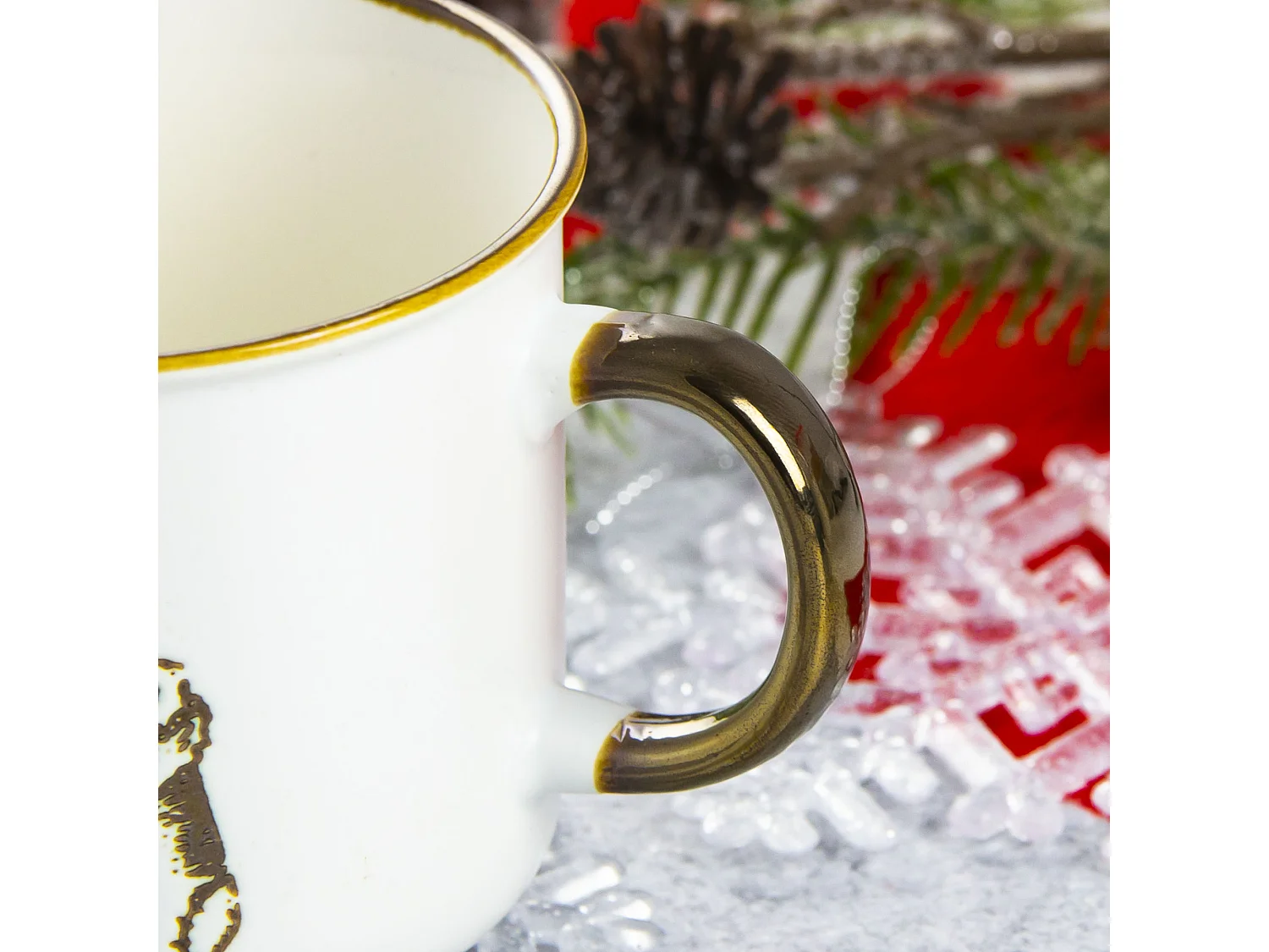 Mug de Noël motif festif porcelaine blanc et or 400 ml 9,5x9 cm