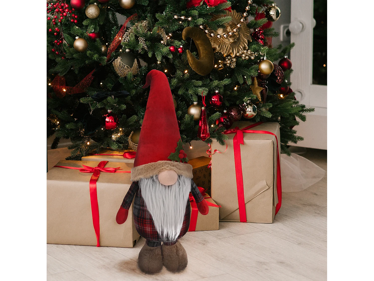 Kerstkabouter decoratief textiel rood 70x25 cm
