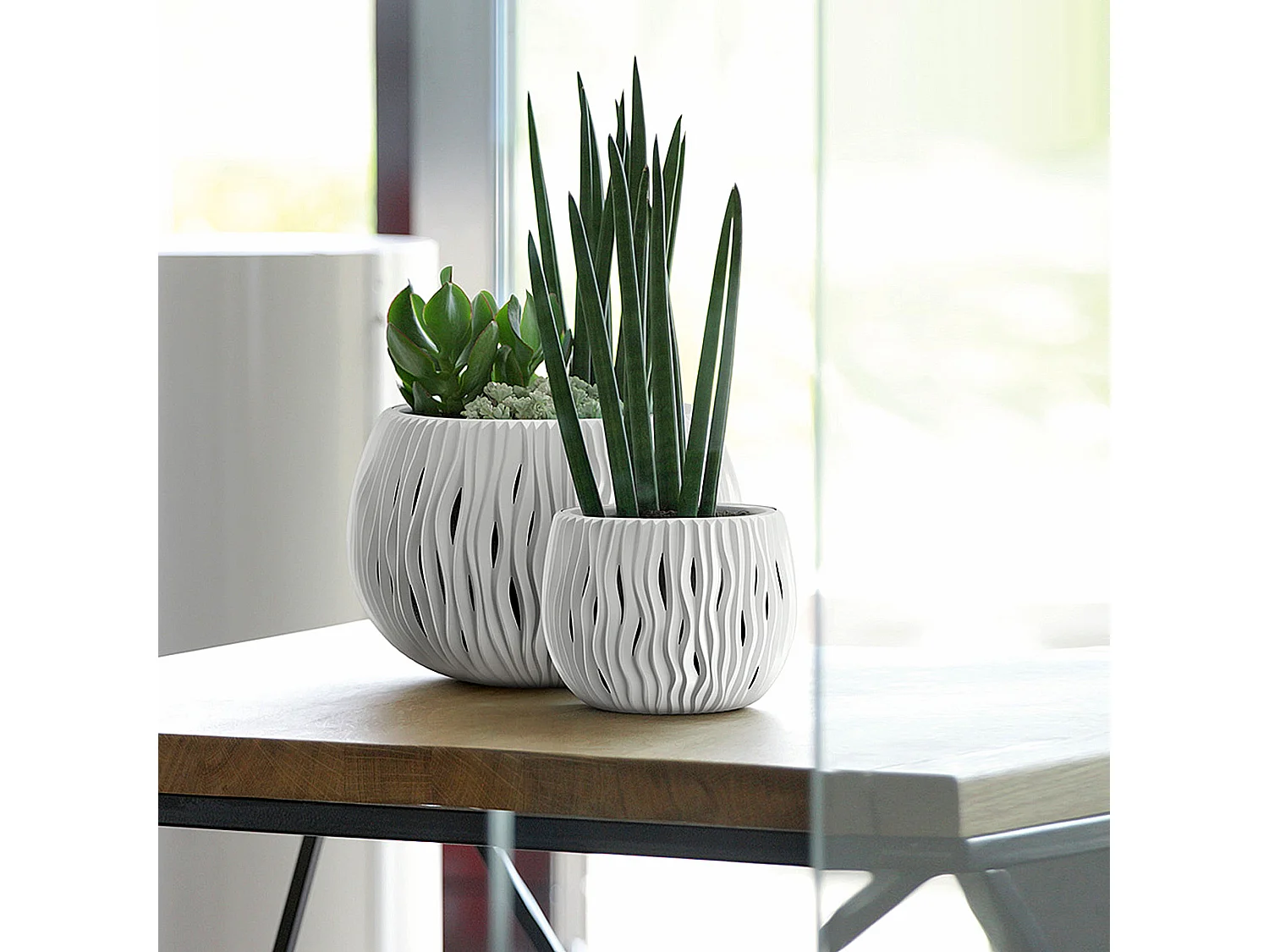 Pot de fleurs décoratif design céramique plastique blanc 29 cm