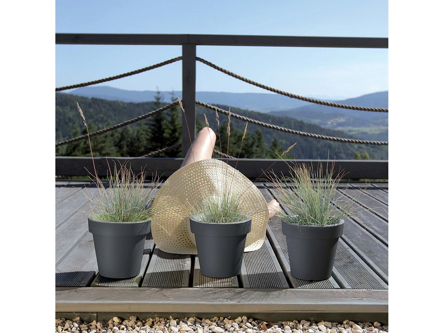 Pot de fleurs décoratif rond de jardin en plastique mat anthracite Lofly 39 cm