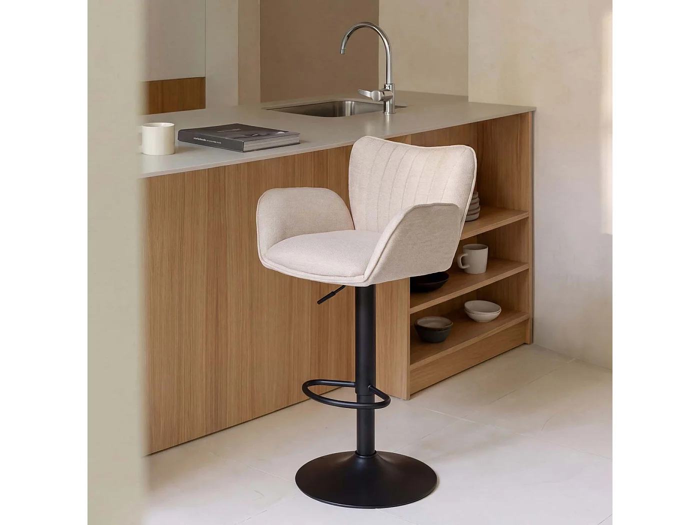 Tabouret de bar MCW-M67,  pied crème, pied noir
