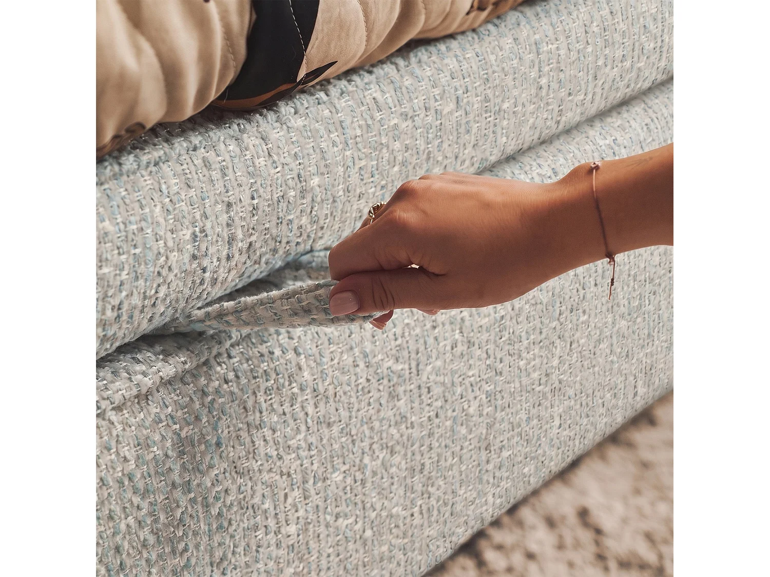 Gestoffeerd bed met opbergruimte, geweven stof lichtblauw, 90x200 cm – Nesmi
