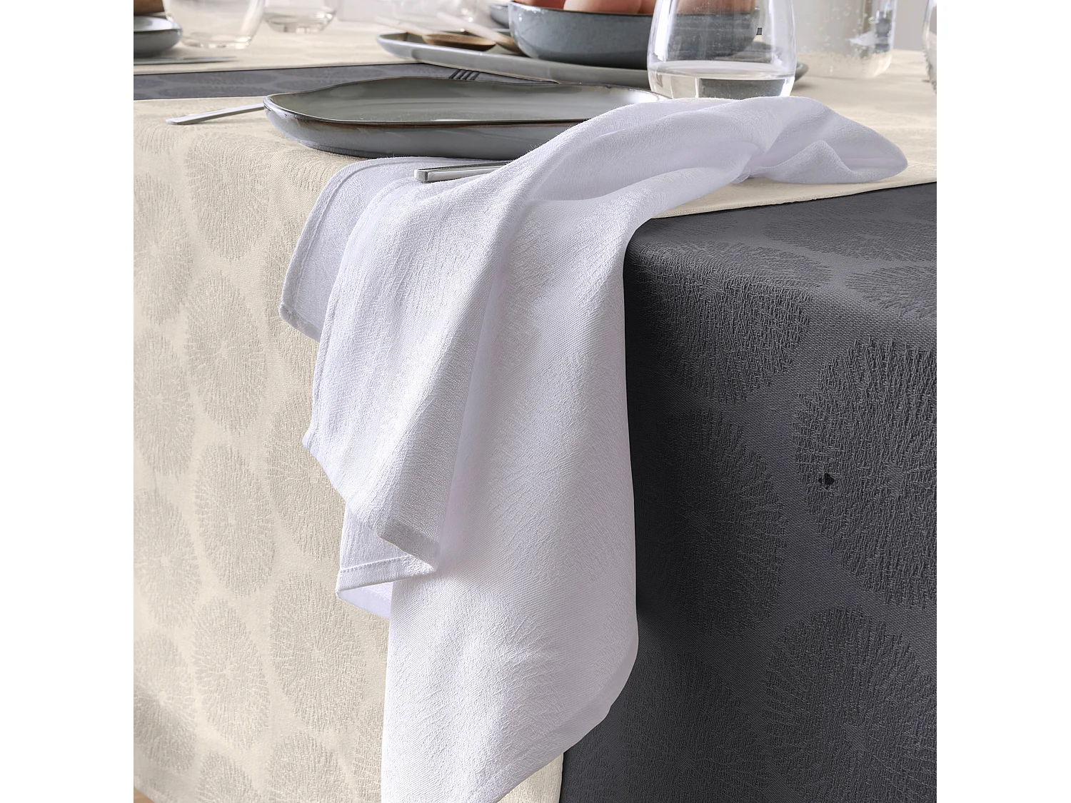 Nappe ronde 180 cm HÉLIOS Perle Jacquard coton
