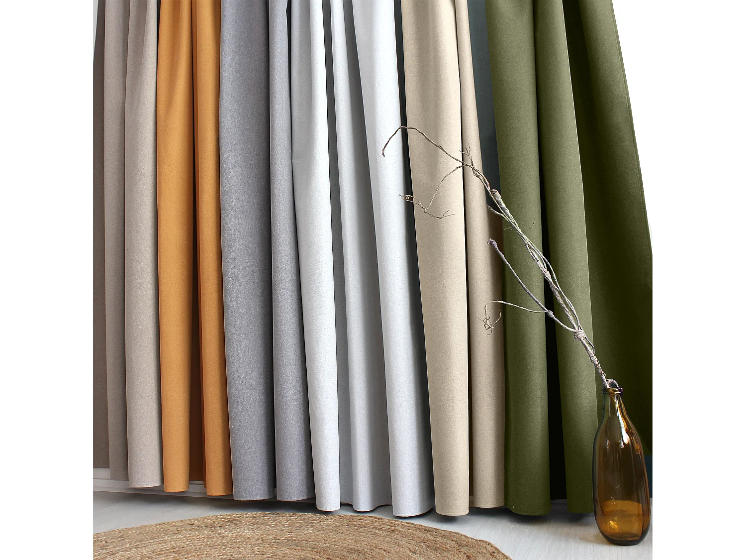 Rideau Thermique à Œillets, Vert gris, 140x180 cm, Toile doublé polaire, Collection Fjord, CMADECO - Rouge