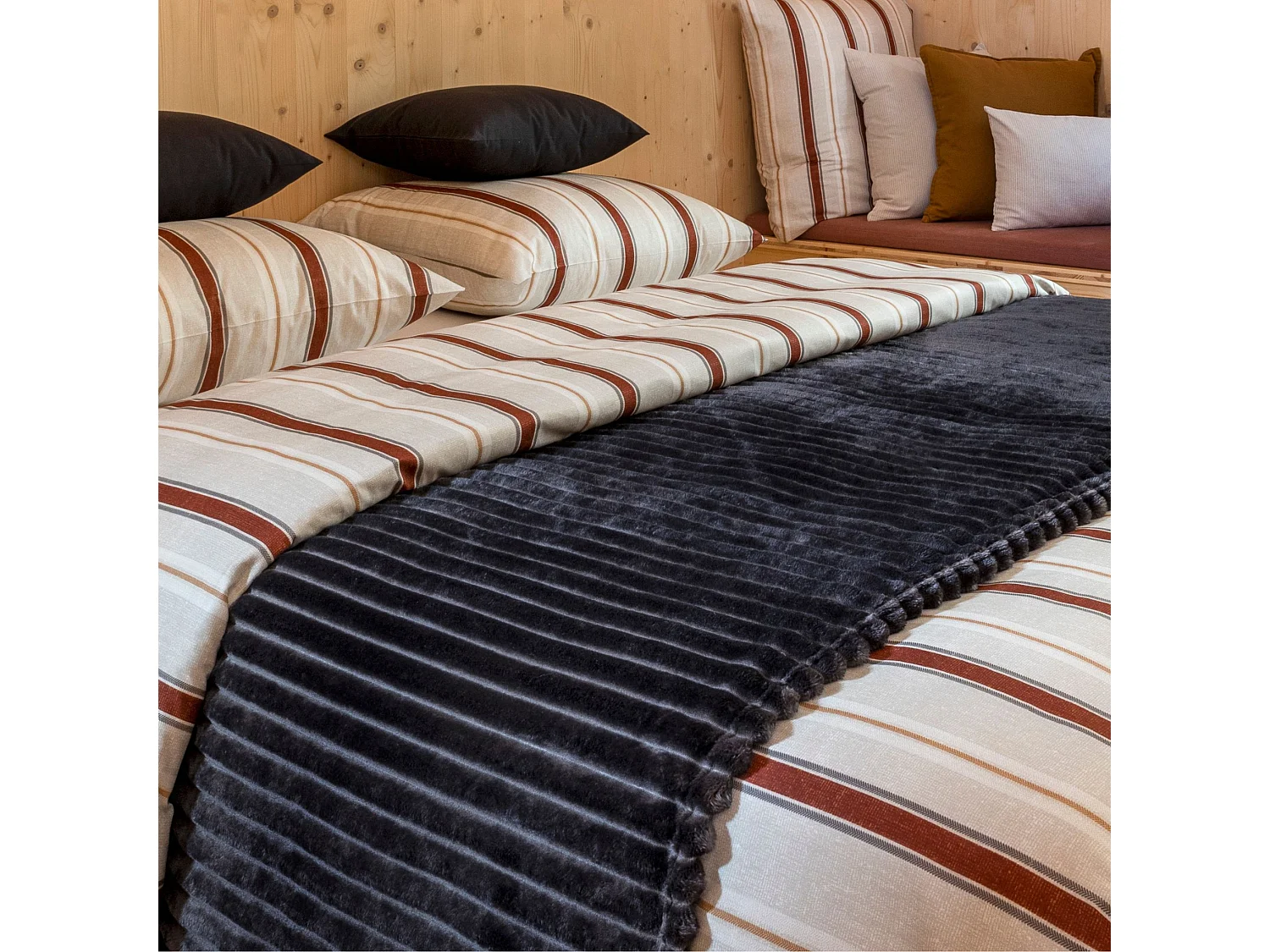 Plaid cocooning côtelé 150x200 anthracite