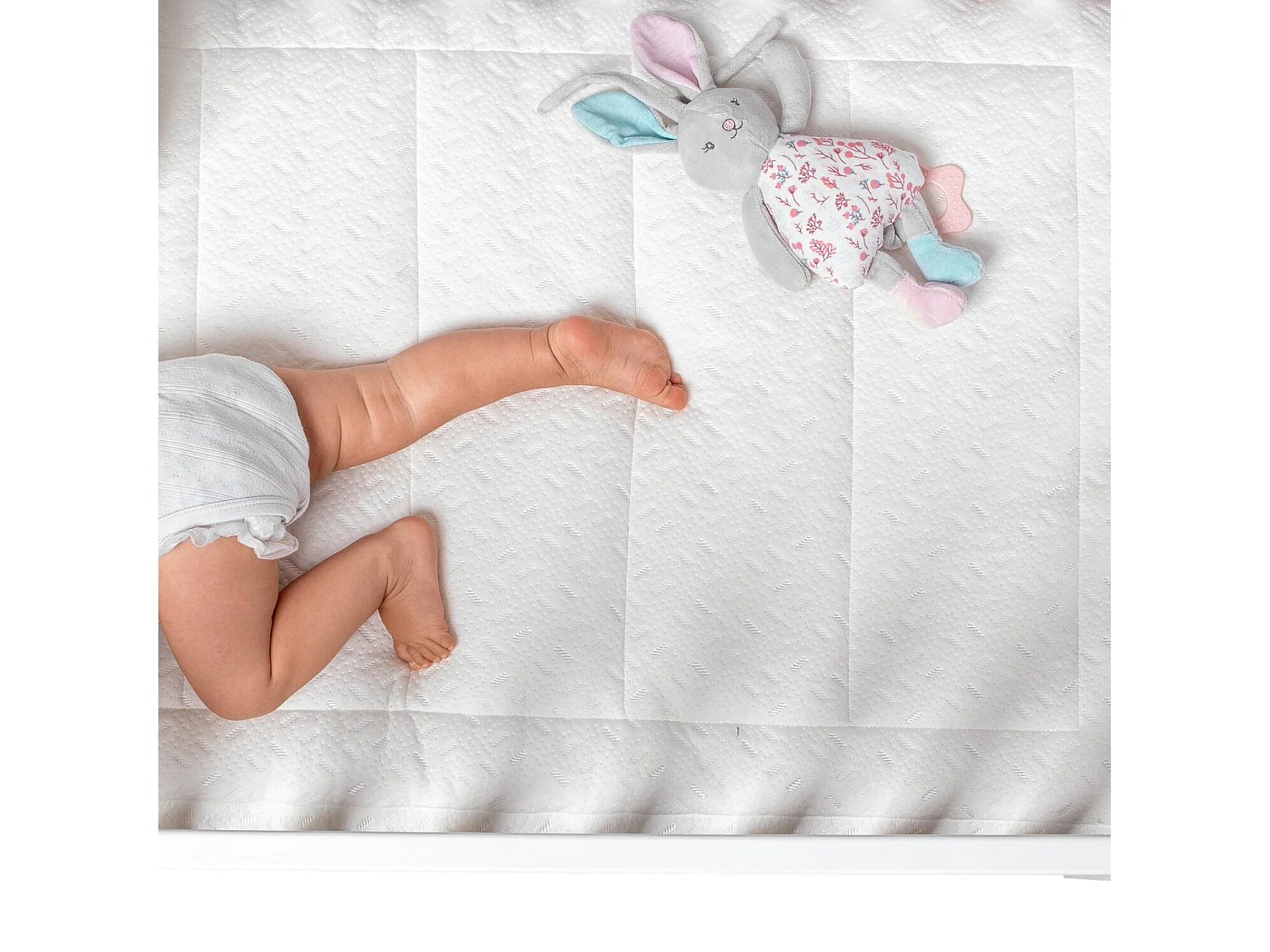 Cuna de 70 x 140 cm de espuma viscoelástica de 15 cm - BABY ULTRA+ de PIKOLIN