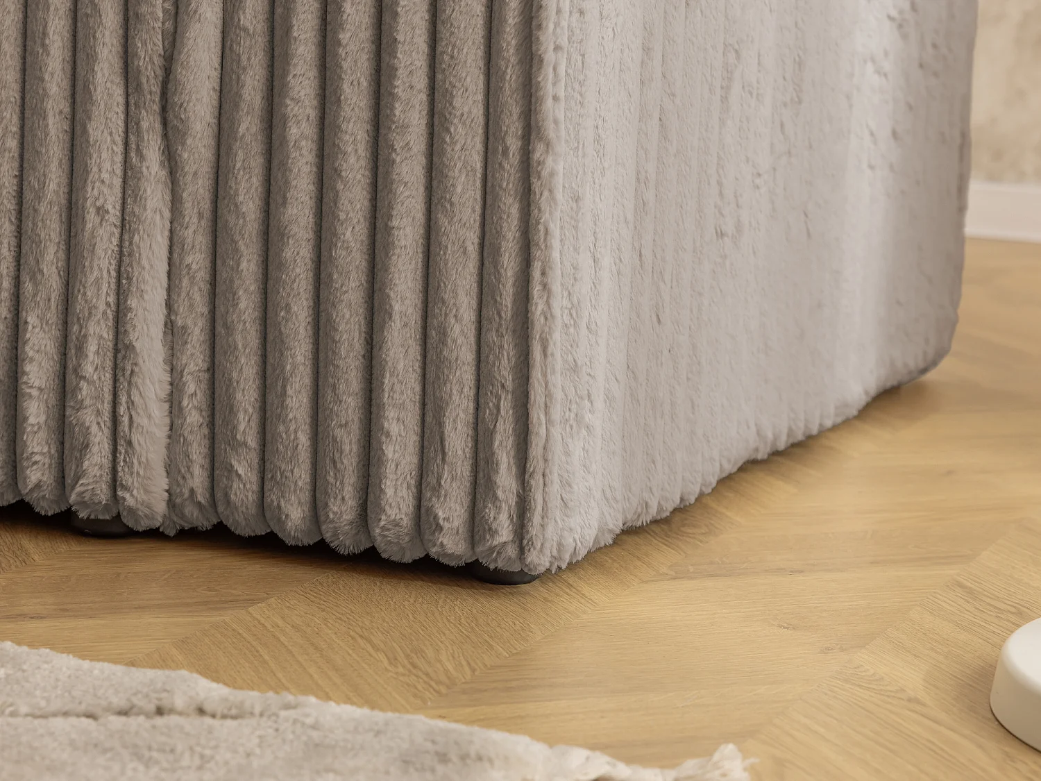 Canapé d’angle avec fonction couchage et coffre de rangement en tissu côtelé peluche RIVIO