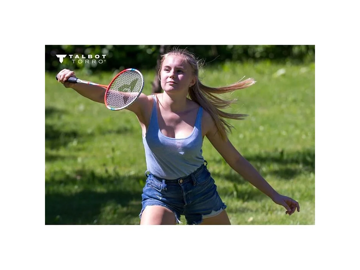 Talbot Torro 4-Fighter Outdoor Badminton Set mit 4 Schlägern, Netz und 3 Federbällen