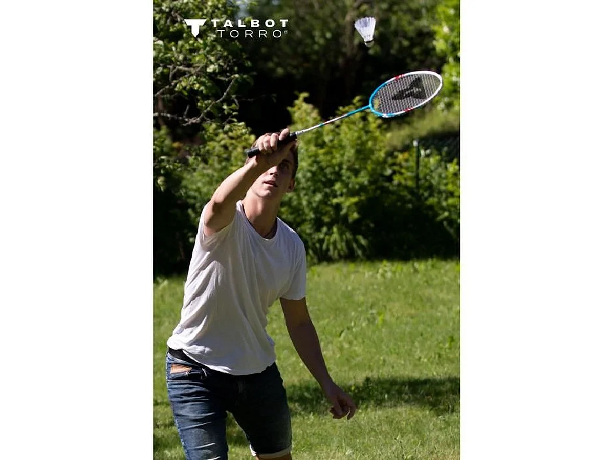 Talbot Torro 4-Fighter Outdoor Badminton Set mit 4 Schlägern, Netz und 3 Federbällen