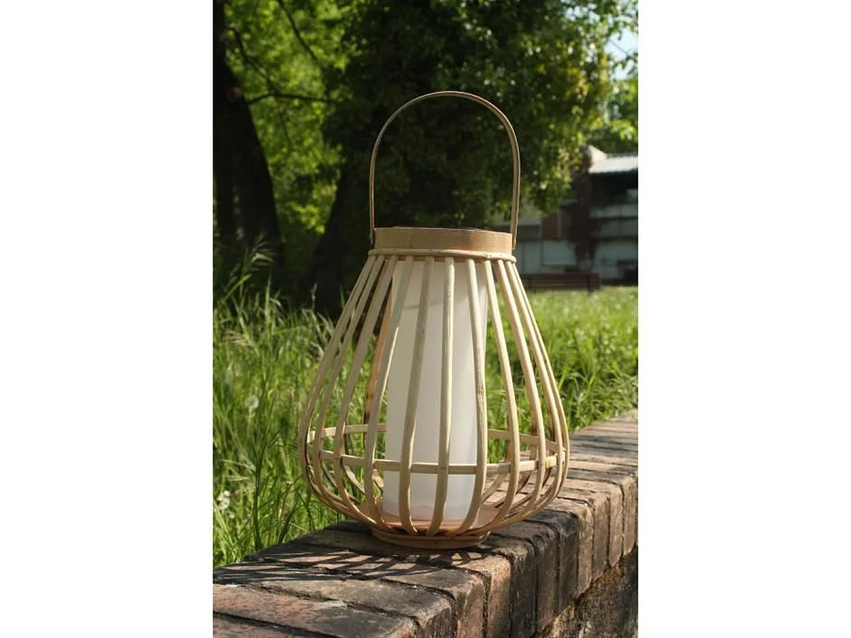Lanterne solaire Marta en bambou naturel avec LED effet flamme, rechargeable USB