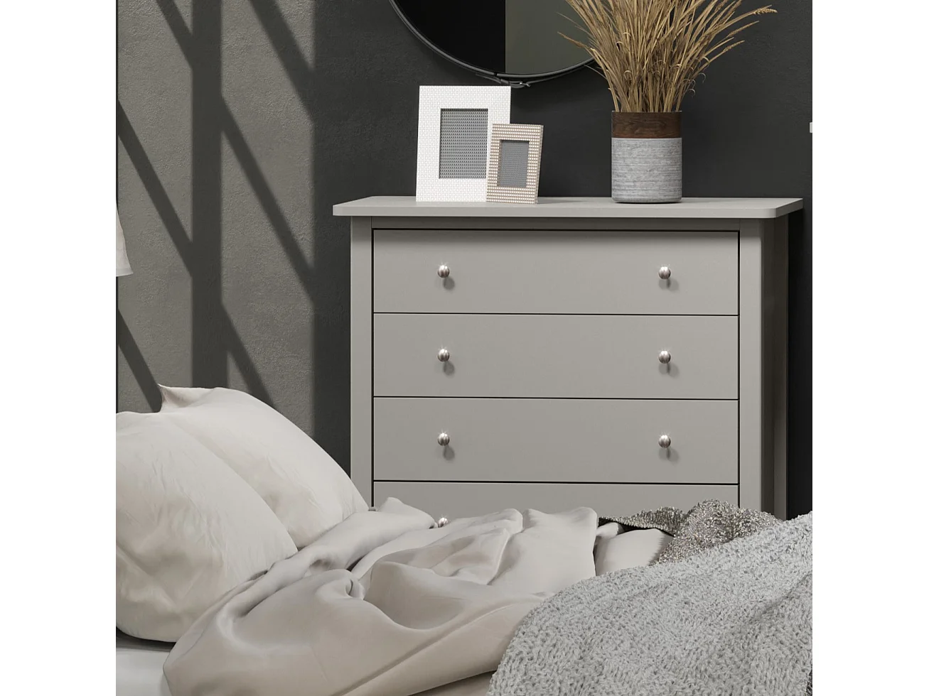 Como 4-Drawer Shaker-Style Chest of Drawers, Metal Hardware