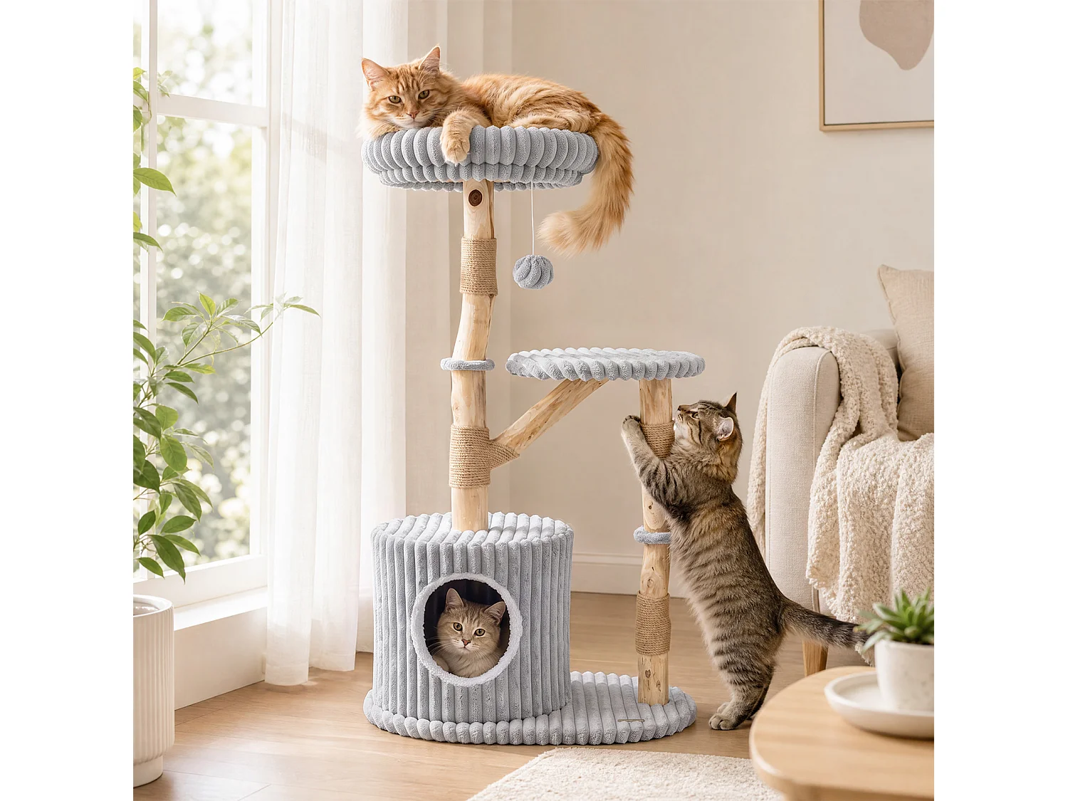 Kattklösbräda med hus och vadderade plattformar