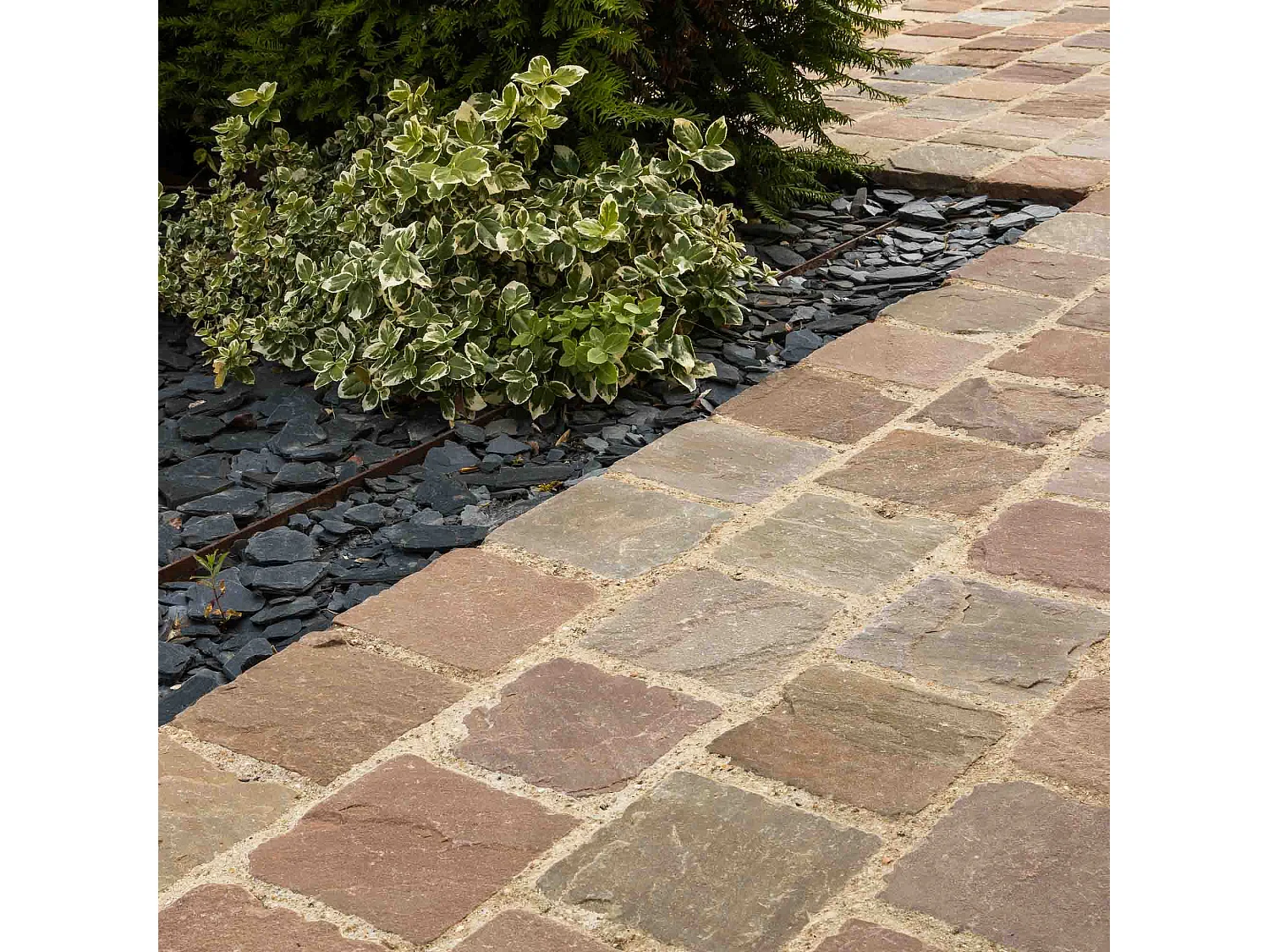 Pavé Grès Kandla Multicolore 14x14x2-2,5 cm (vendu au m² - 42 pavés/m²) - RO'MA NATURE
