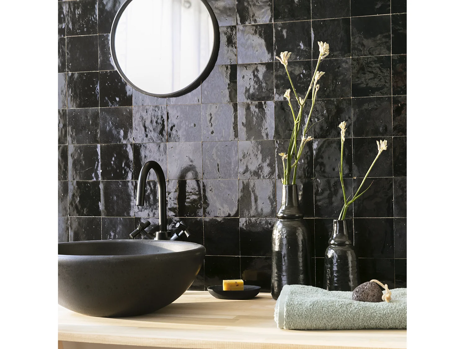 Carrelage Zellige Marocain Noir Intense 10x10 cm (vendu par 1 m²) - RO'MA NATURE