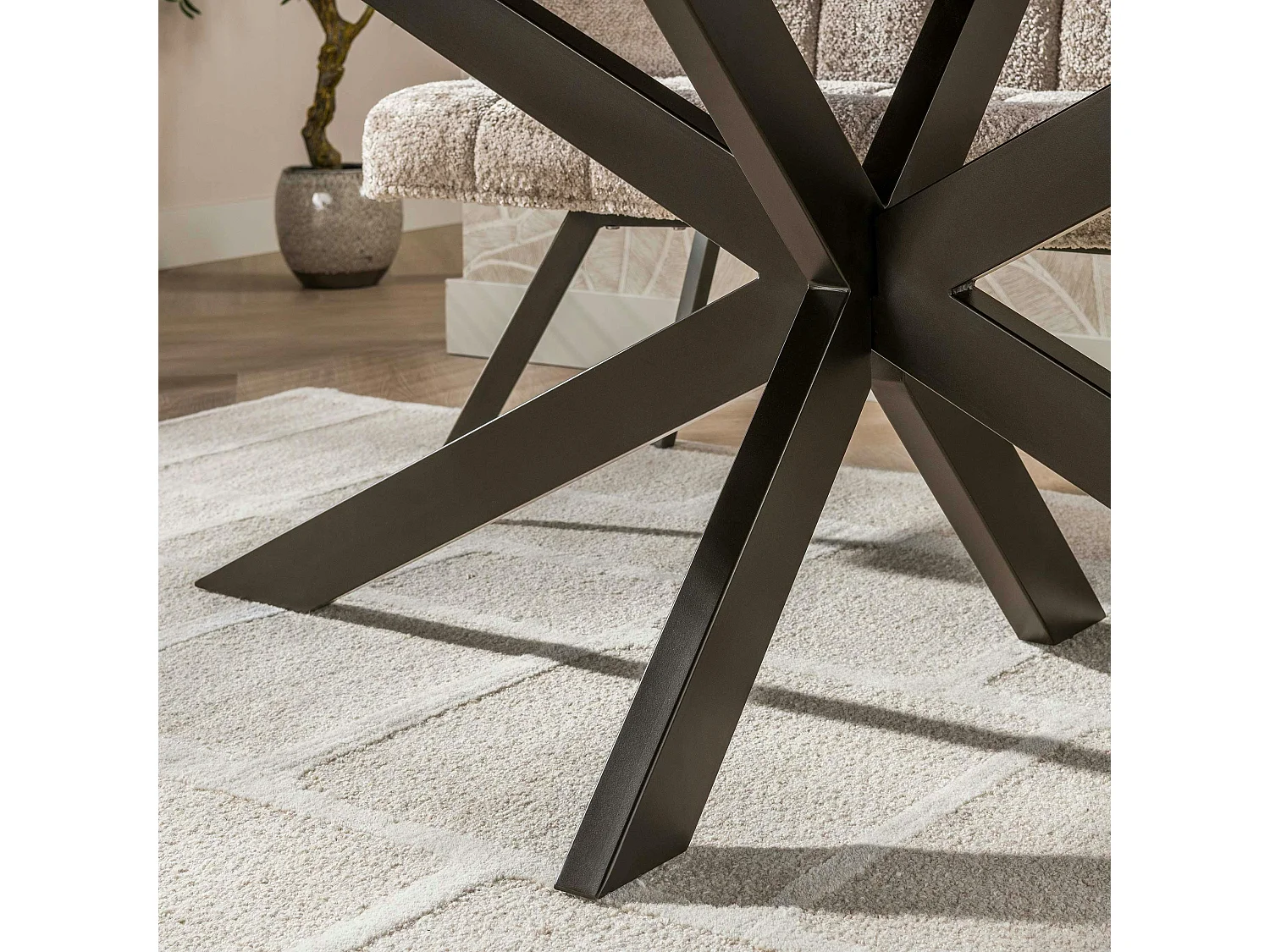 Table à manger bois d'acacia foncé bords arrondis 215 cm NAKO