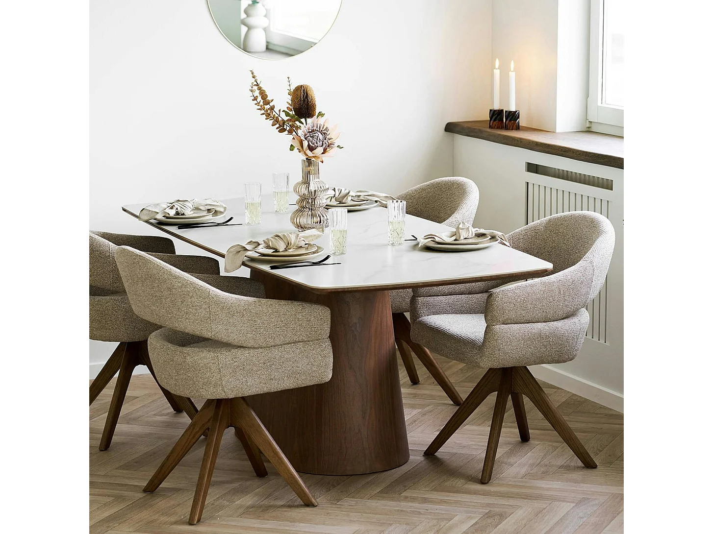 Table à manger plateau céramique aspect travertin 200 cm, pied bois foncé PRATO