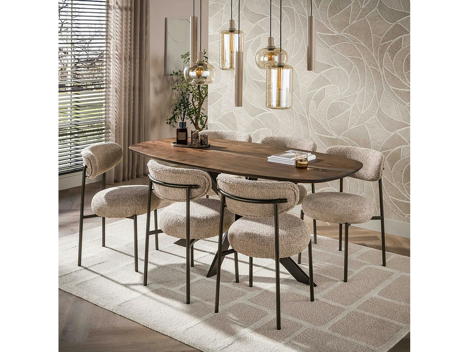 Table à manger bois d'acacia foncé bords arrondis 180 cm NAKO