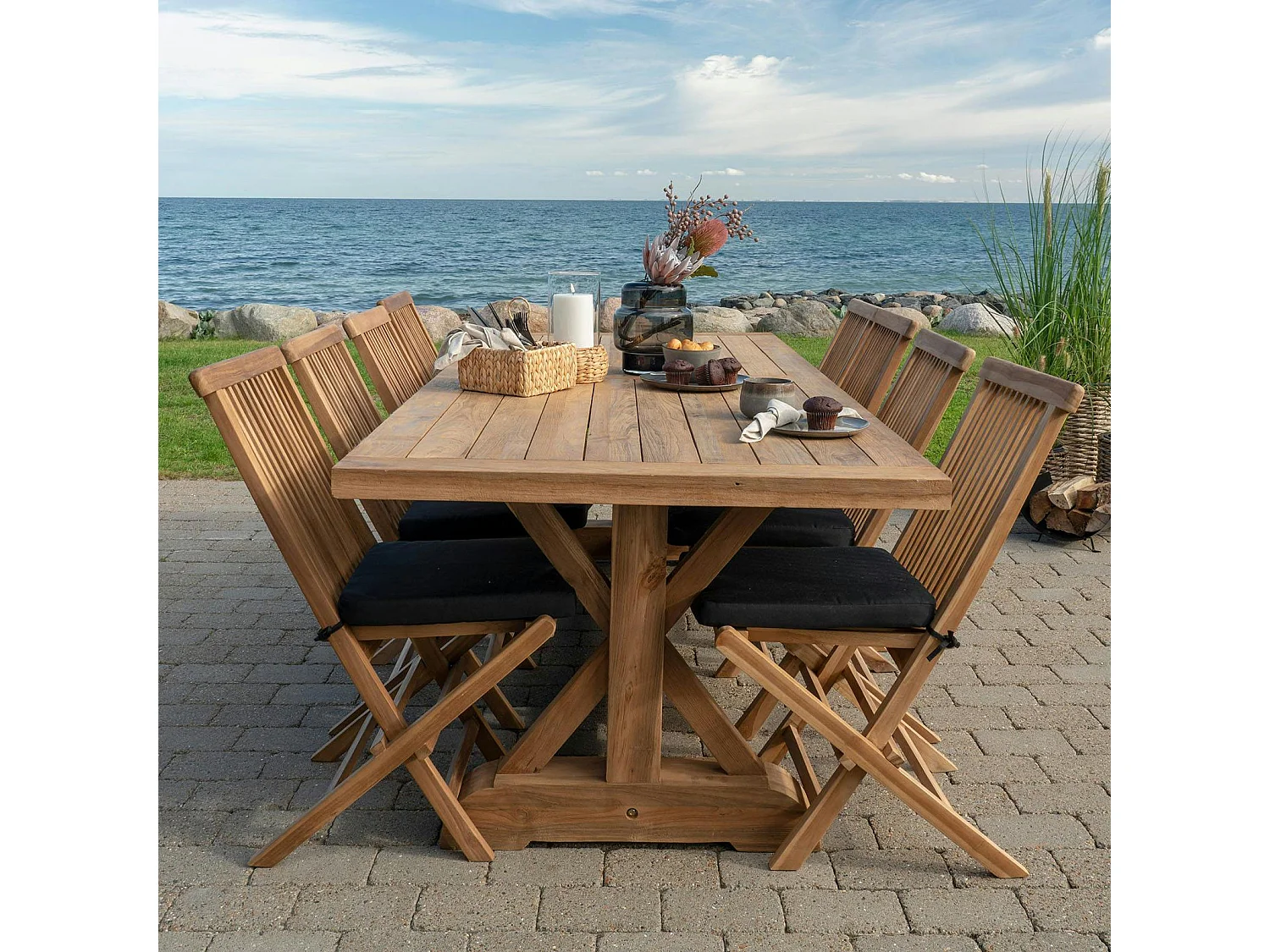 Table à manger en teck esprit campagne 240 cm BERRY