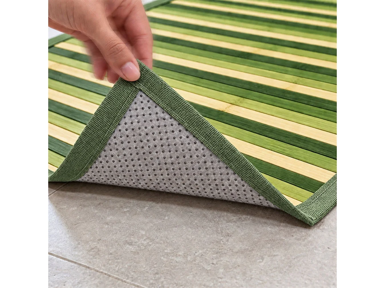 The White Stone Tapis en Bambou Dégradé 55x100 cm Vert | Tapis de Cuisine et Salle de Bain Antidérapant | Tapis en Bambou avec Dos Antidérapant et Bordure en