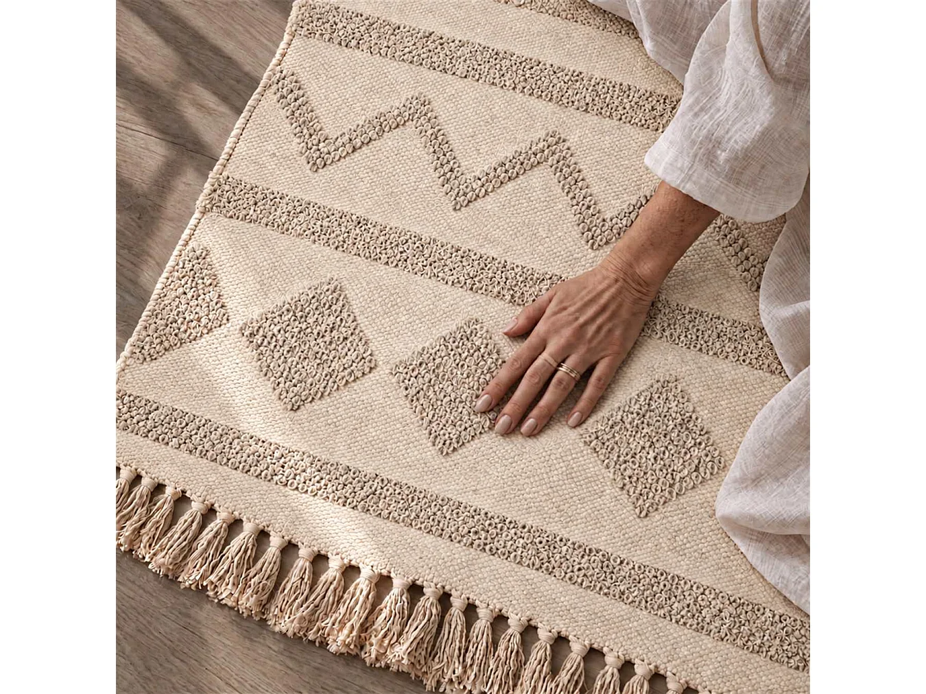 The White Stone Tapete Berbere 140x200 cm Natural | 100% Algodão, Antiderrapante e Lavável a 30°C | Padrão Geométrico em Relevo Estilo Marroquino para Sala e Quarto