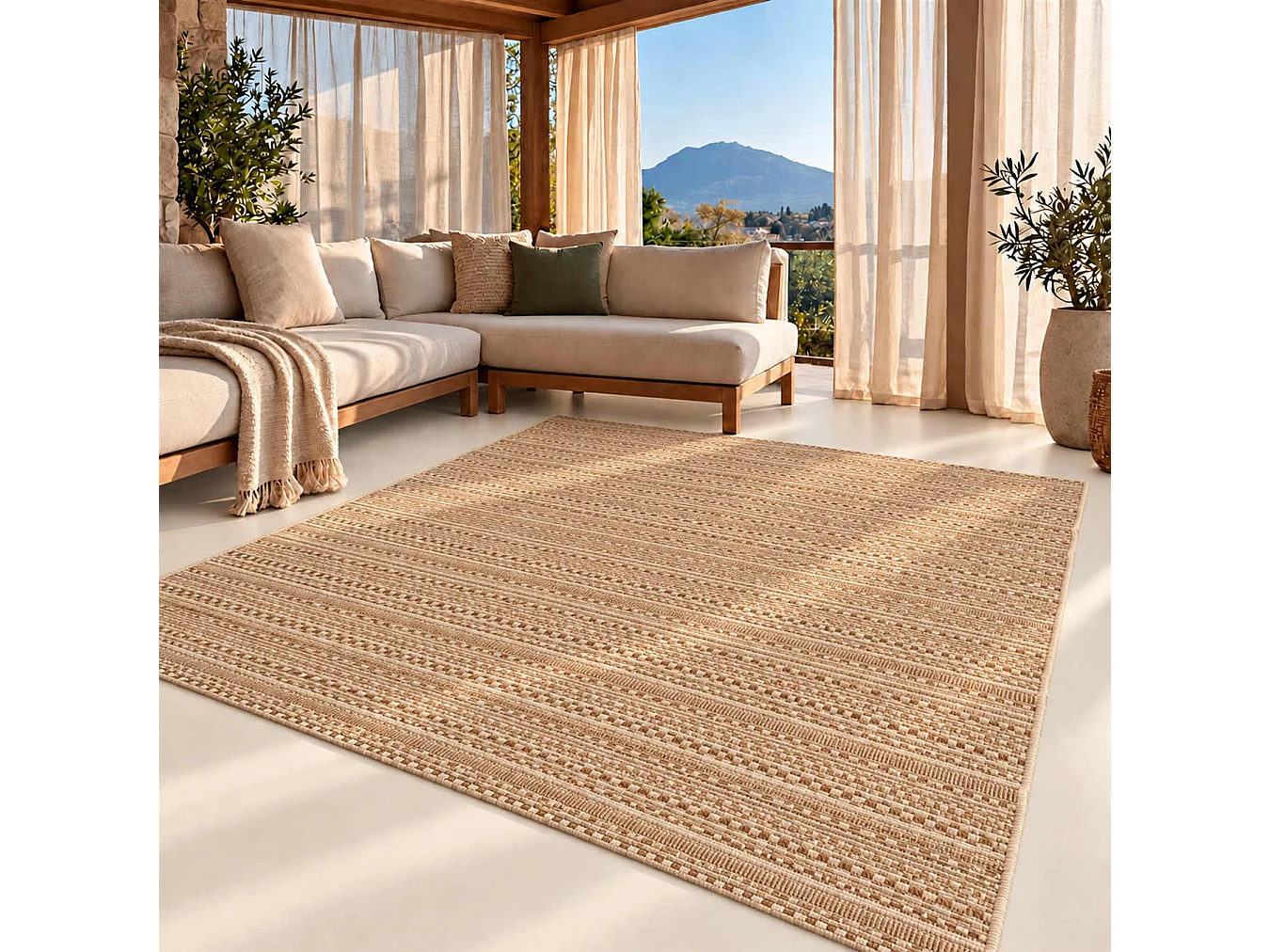 The White Stone Utomhusmatta med ränder 200x290 cm karamell | För inomhus- och utomhusbruk, UV- och vattentålig, tvättbar | Flatvävd matta i polypropen med