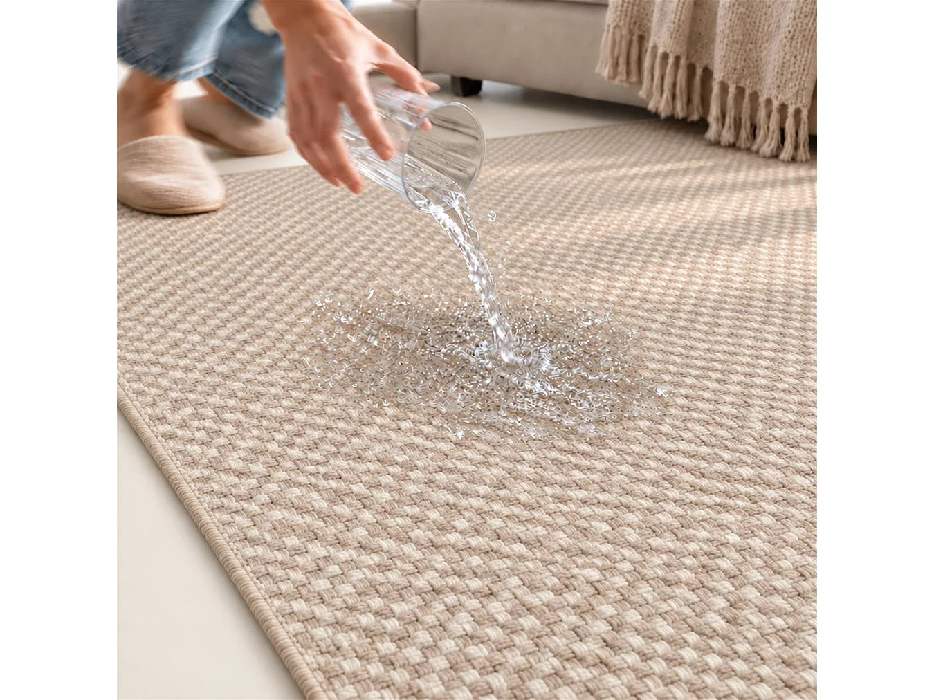 The White Stone Tappeto 200x290cm Color Crema per Interno ed Esterno | Resistente ai Raggi UV e all'Acqua, Lavabile | Tappeto in Polipropilene con Tessitura Piatta