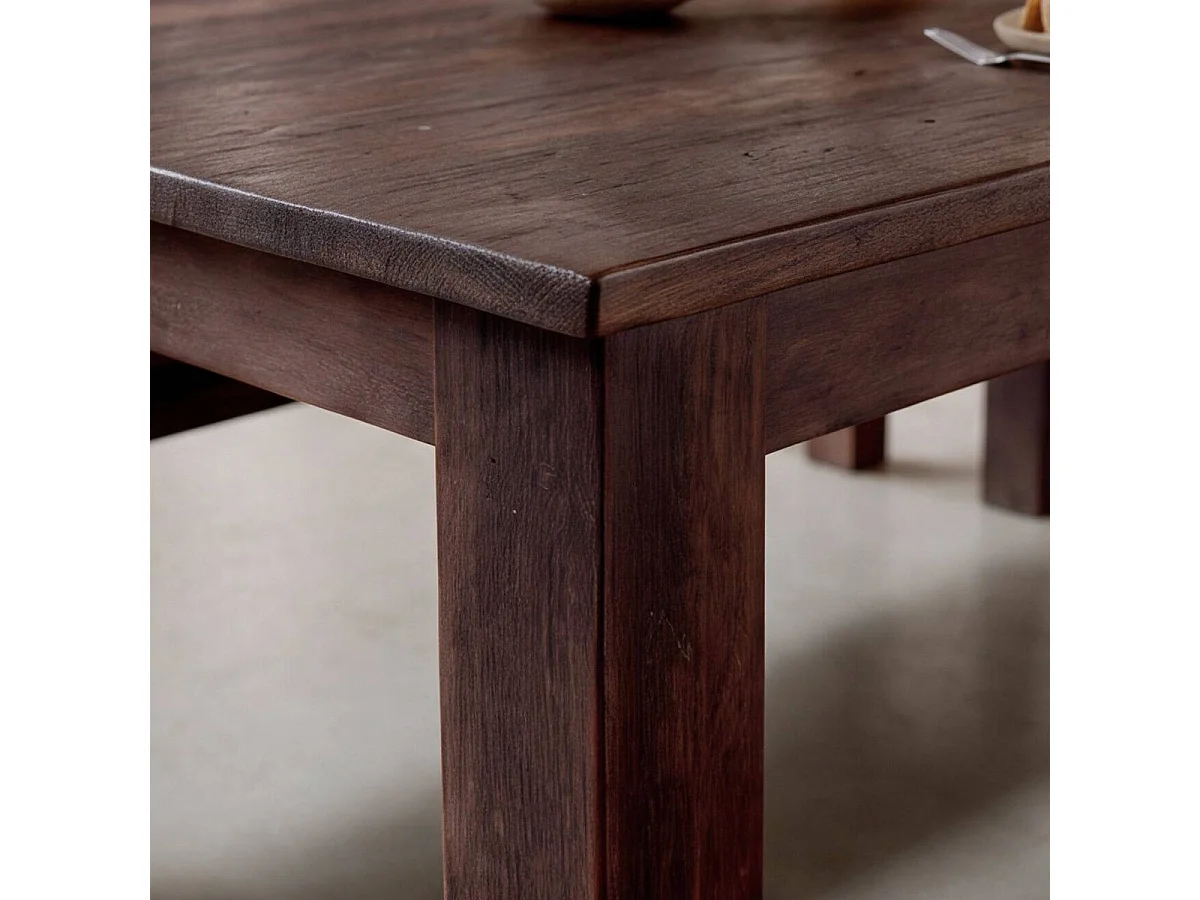Table à manger en bois recyclé Indra