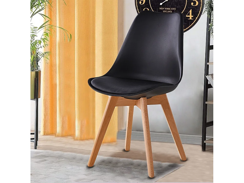 Set 4 Sedie da Pranzo Nero Poltrona Ufficio Casa Gambe in Legno e Cuscino