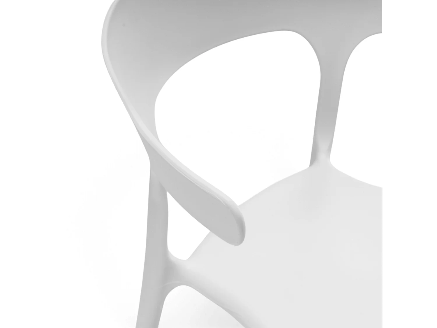 Set van 4 witte, stapelbare stoelen van polypropyleen – CODAQUES