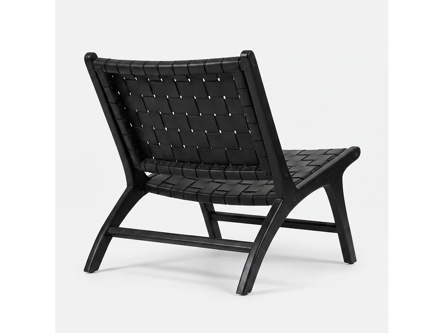 Sillón de teca negra y cuero trenzado - Kuna