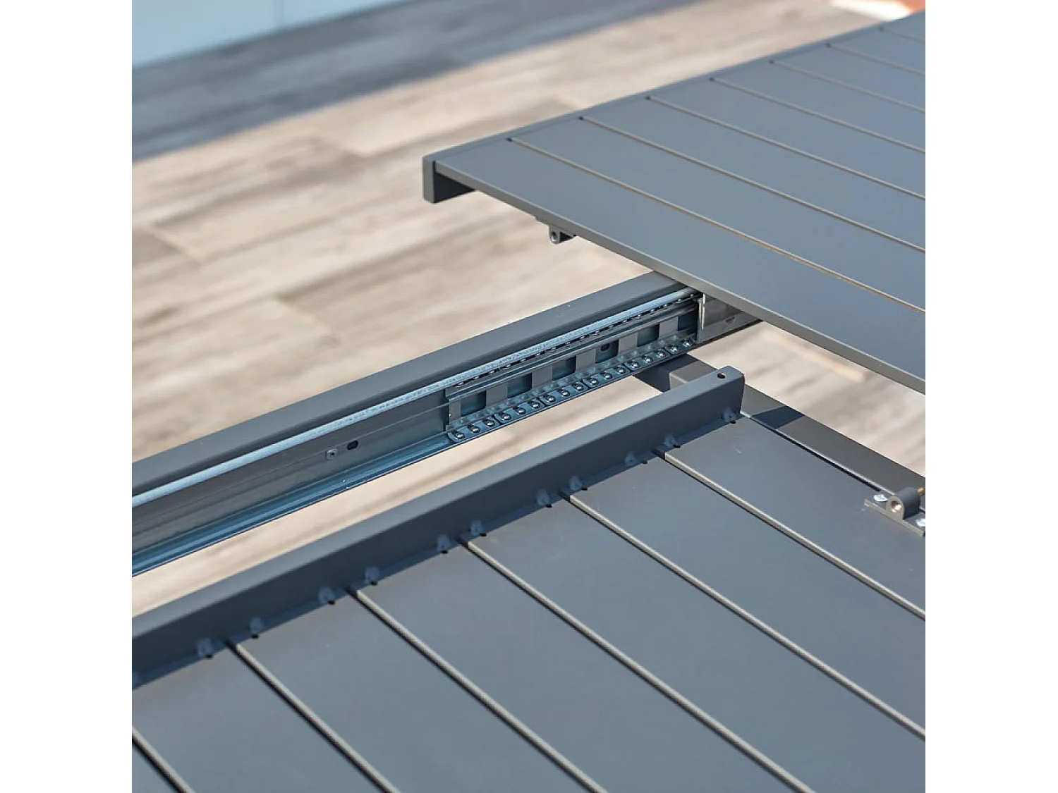 Uitschuifbare aluminium tuinset voor 6 tot 8 personen Donkergrijs FLORENCIA