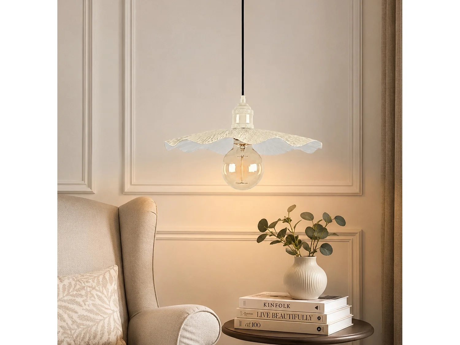 "Ondula" Beige Metallkrona - 34 x 34 cm - Elegant Pendellampa för Vardagsrum eller Matsal