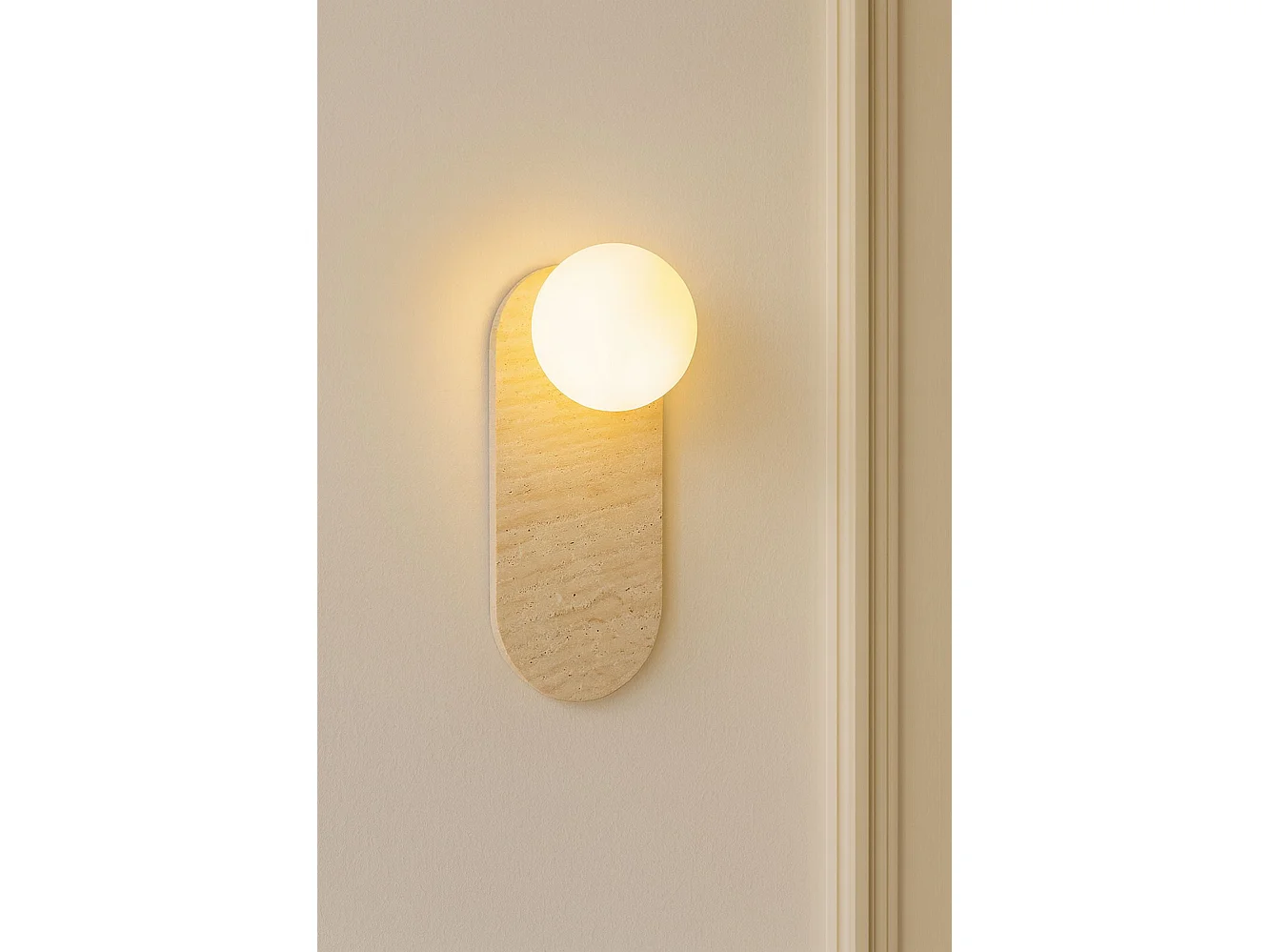 Elegant "Tor All" Travertin Vägglampa - Beige/Vit - 18 x 1 cm - Höjd 39 cm