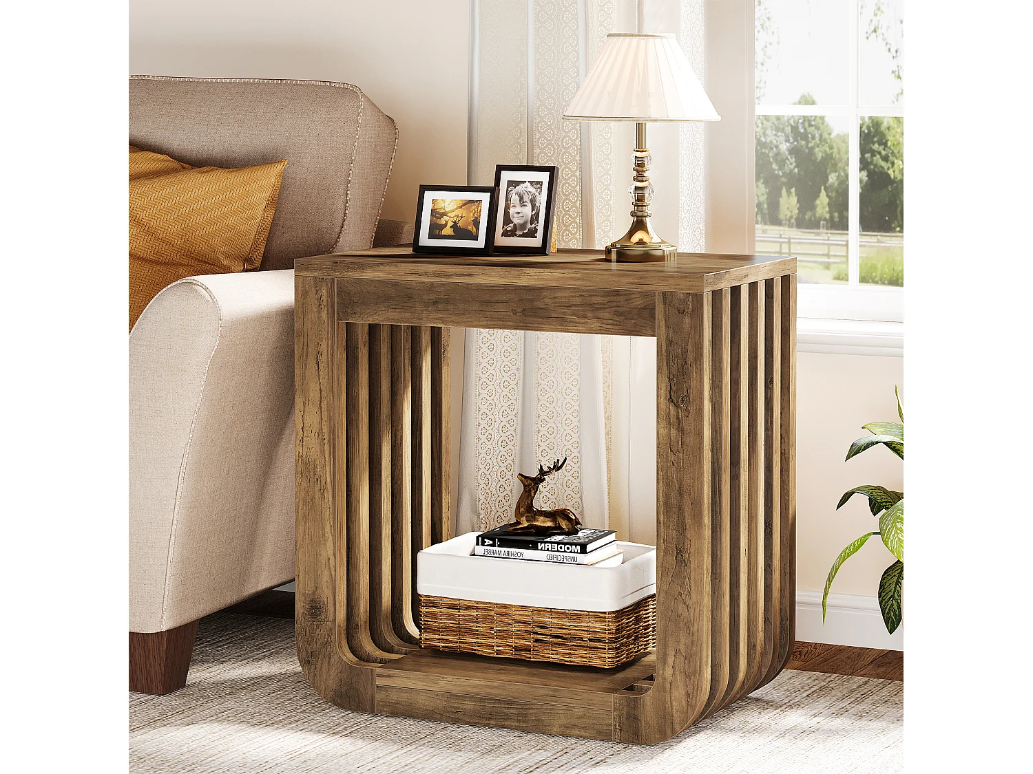 Table d'appoint, table de chevet étroite de style campagnard avec structure ajourée, table d'appoint rustique en bois pour canapé