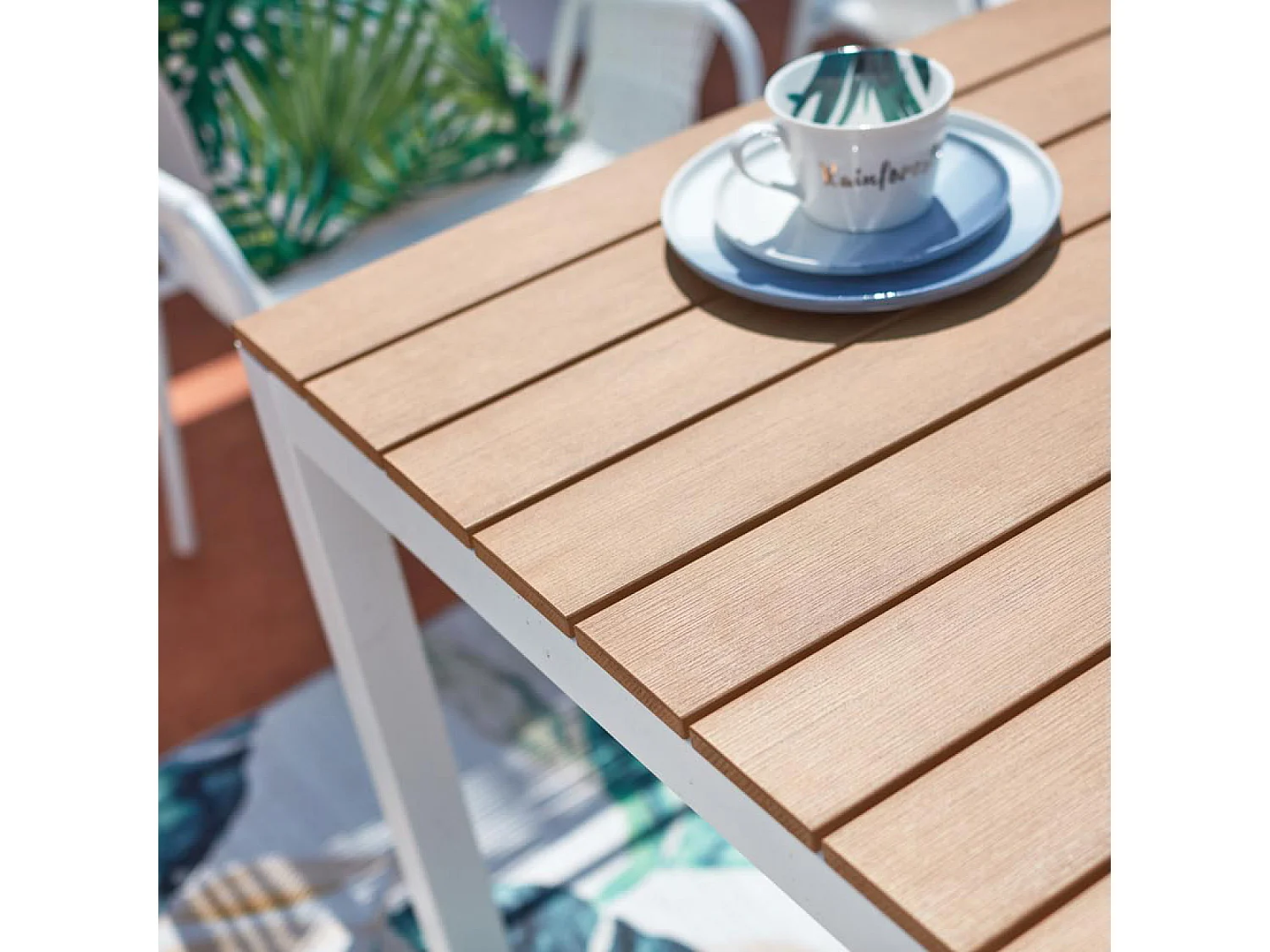 Table de jardin effet bois aluminium blanc 160 cm ALONDRA