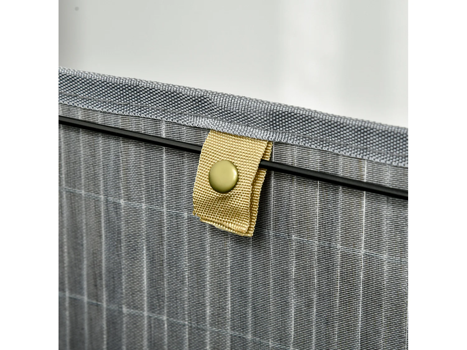 Eck-Wäschekorb aus grauem Bambus mit Deckel und herausnehmbarem Sack, 55 l